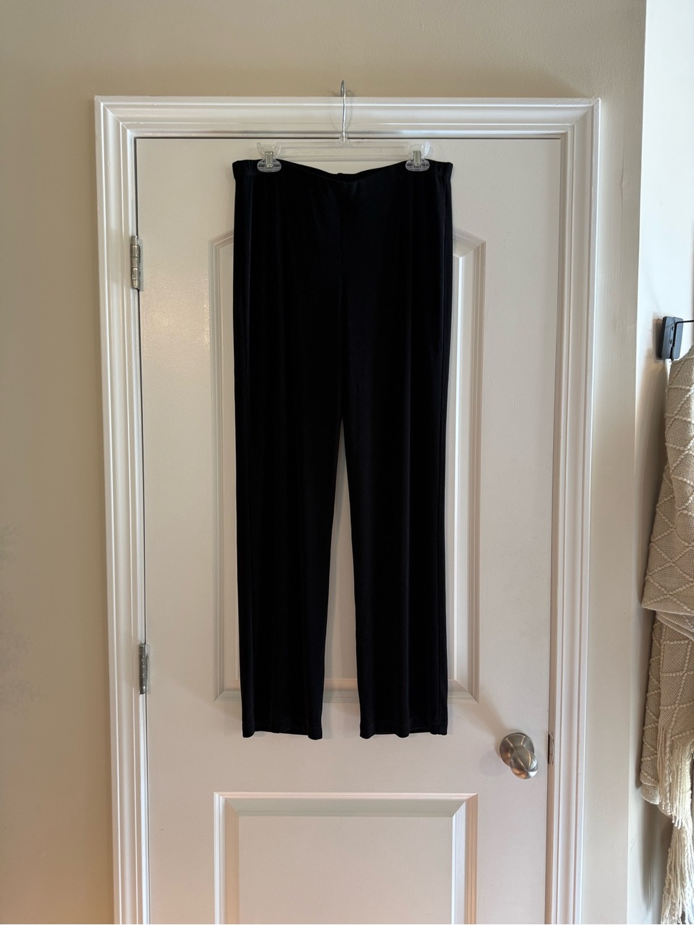 Chicos  Womens L (2R) Black Slinky Pants Elastic Waist Preppy